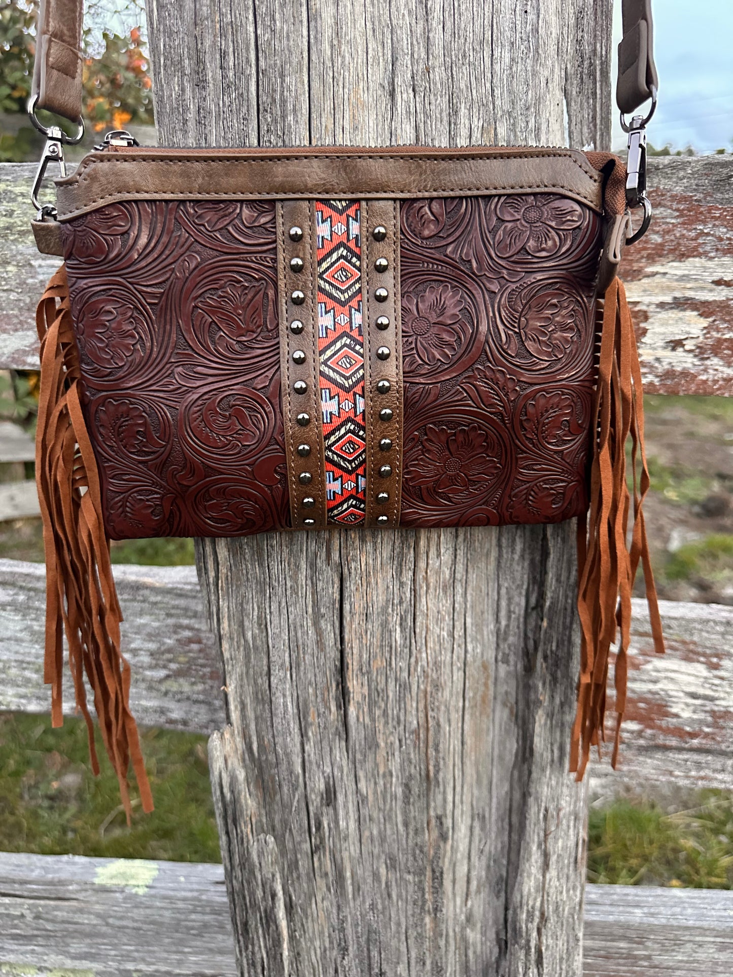 BB’s Country - Crossbody Tooled Handbag