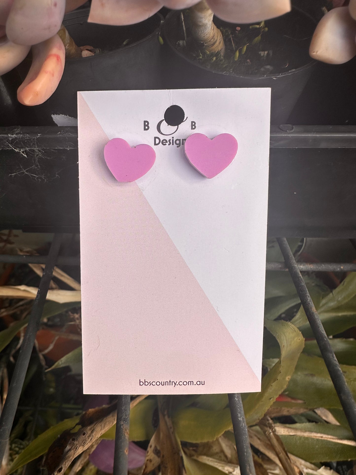 * NEW STYLE* - BB’s Country - Heart Stud