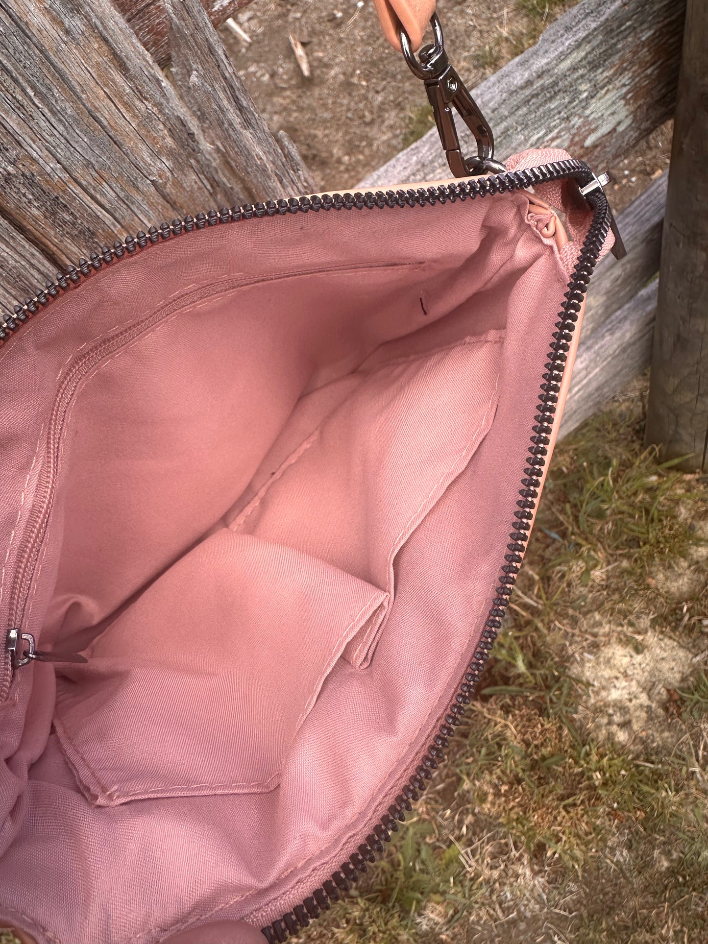 BB’s Country - Crossbody Handbag