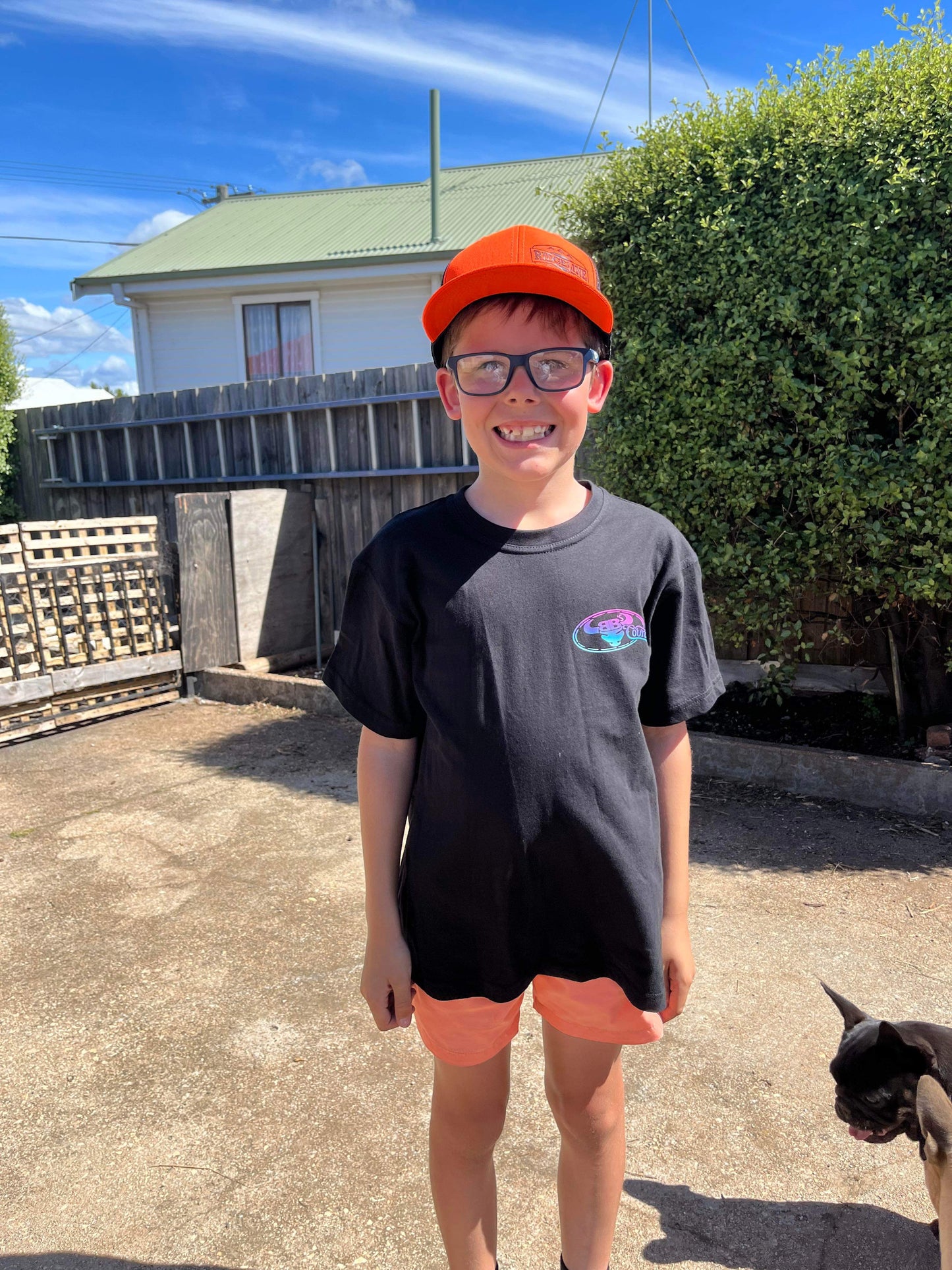 BB’s Country - Kids Regular Fit Tee Black With Gradient Logo