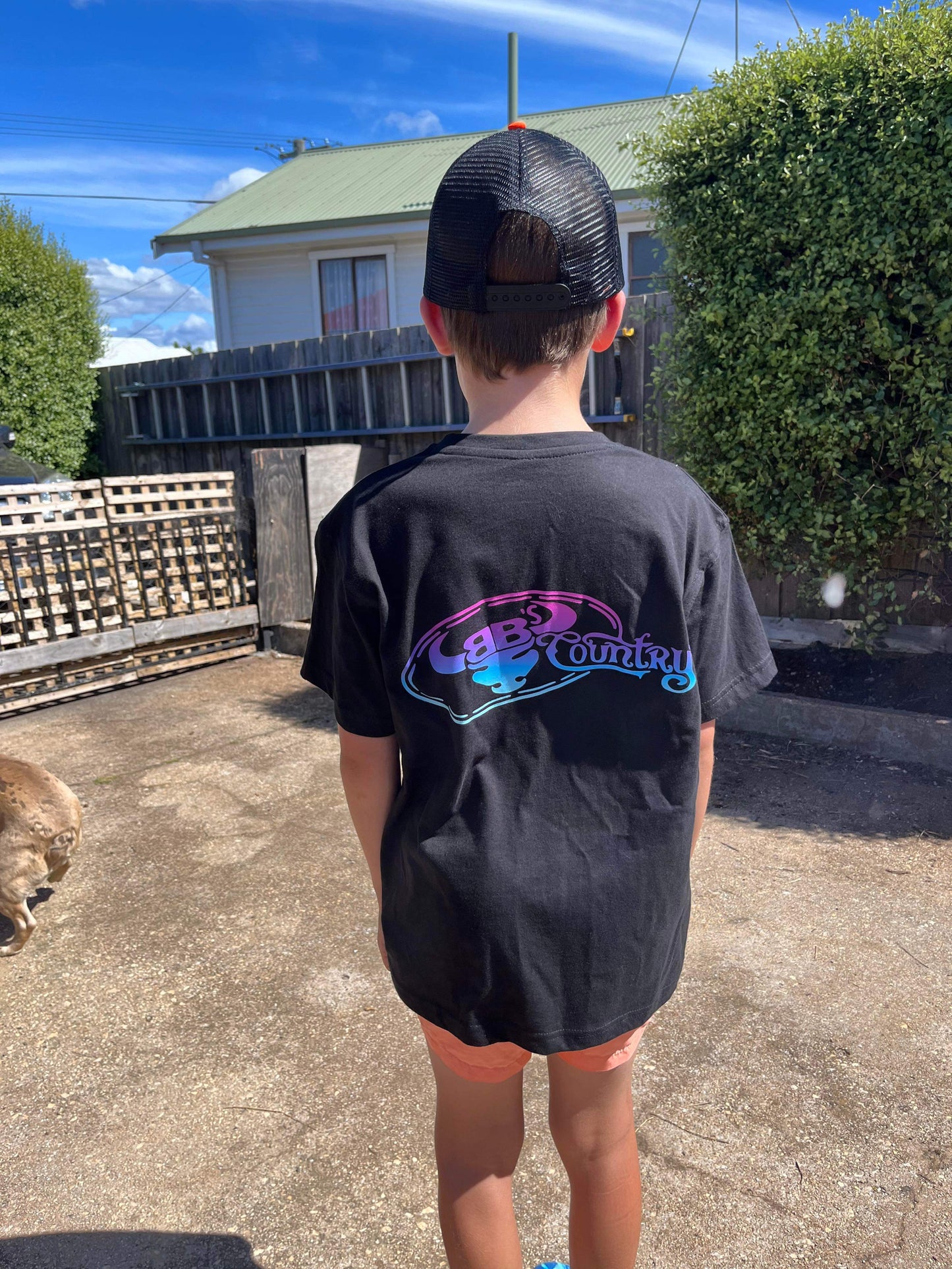 BB’s Country - Kids Regular Fit Tee Black With Gradient Logo