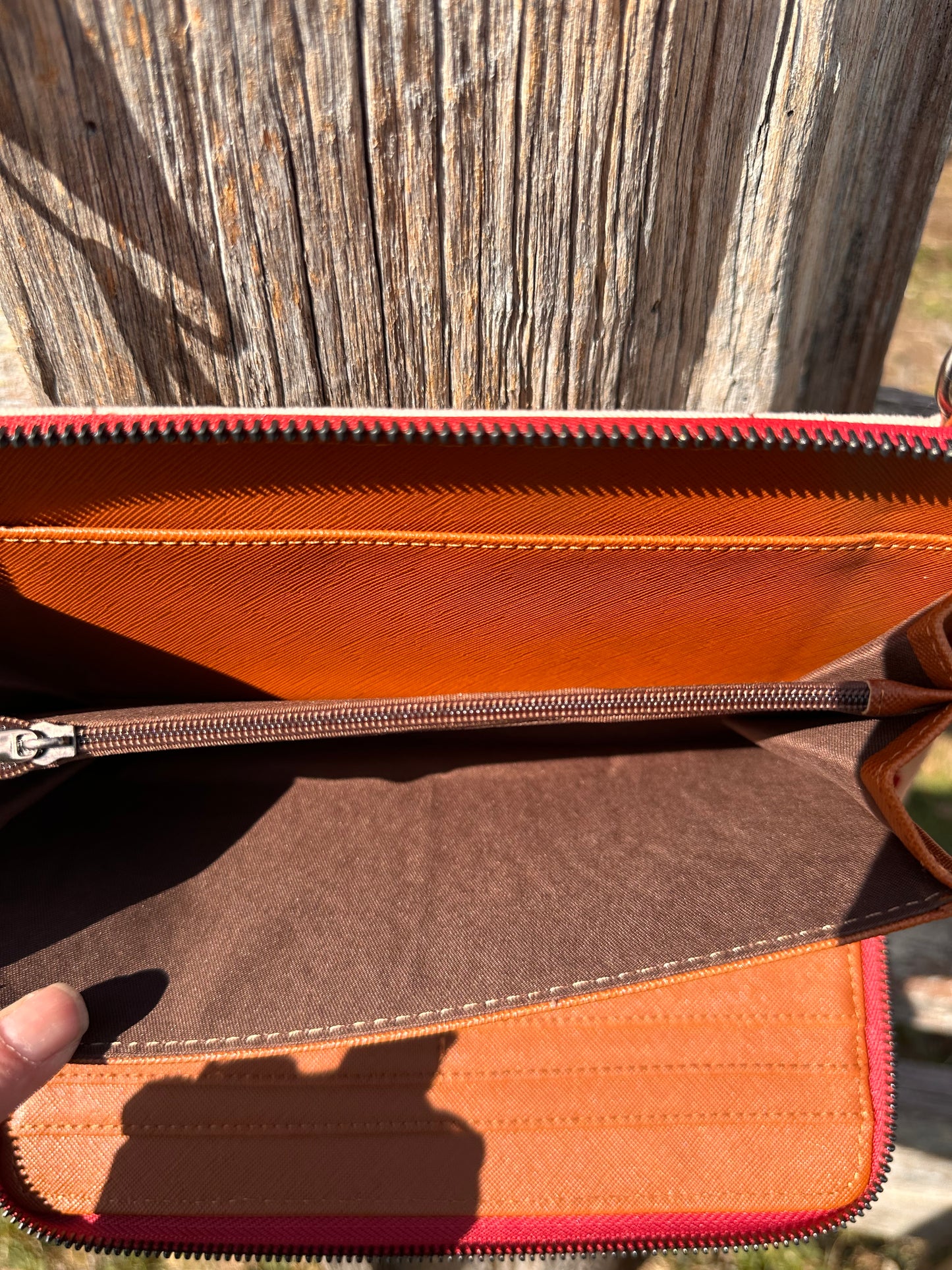 BB’s Country - Crossbody Wallet