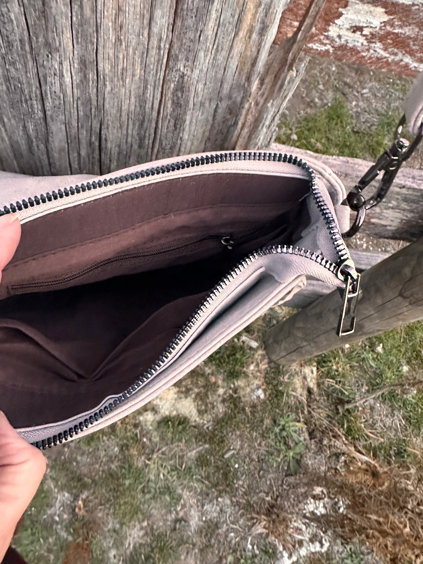 BB’s Country - Tooled Handbag