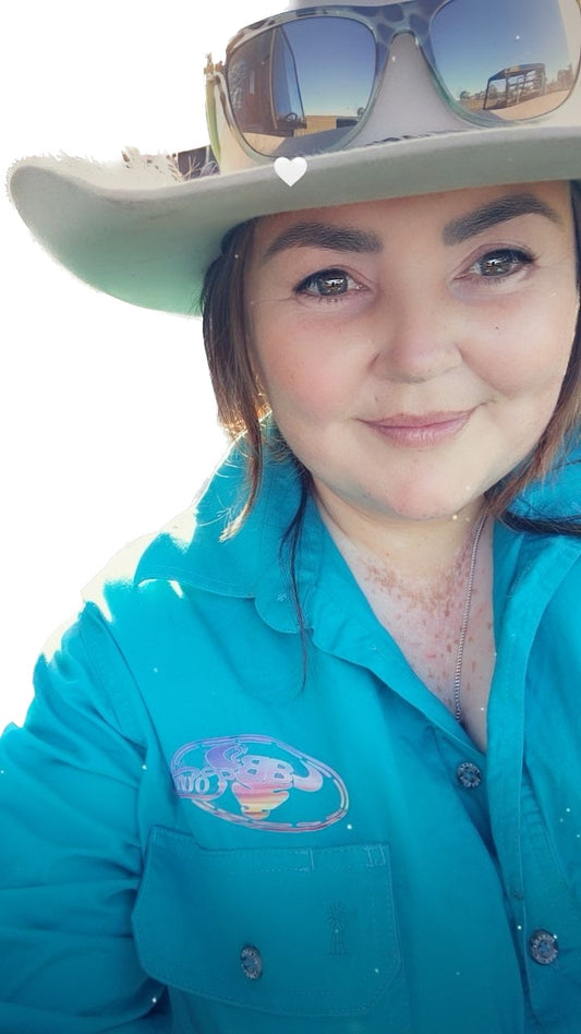 BB’s Country - Ladies Work Shirt In Jade With Sunset Logo